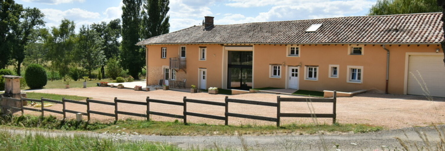 Maison 7 Pièces 280 m² à vendre à Pont-de-Vaux (01190)