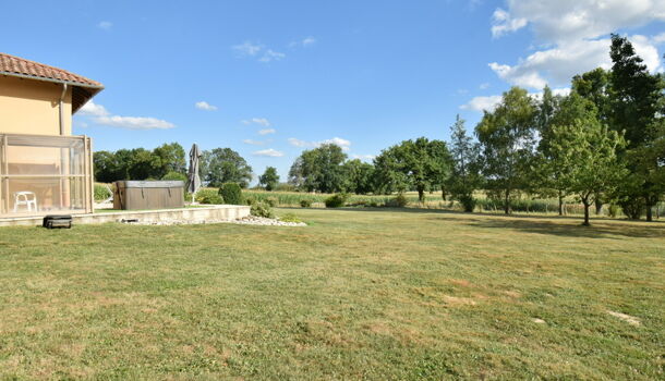 Villa / Maison 7 pièces  à vendre Pont-de-Vaux 01190