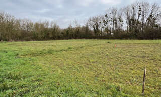 Terrain  353 m² à vendre à Saint-Jean-d'Hermine (85210)