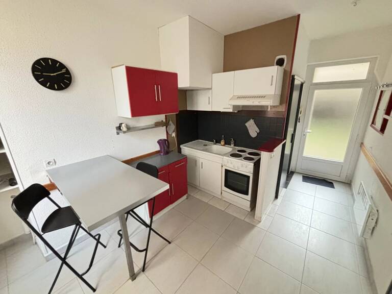 Appartement duplex de 28m² à NIORT — photo 1