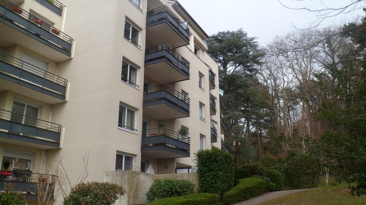 appartement 5 pièces 119 m2 à louer à Lyon 5 (69005)