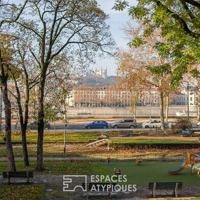 Appartement 4 pièces 145 m²