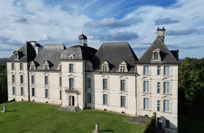 Château — photo 2