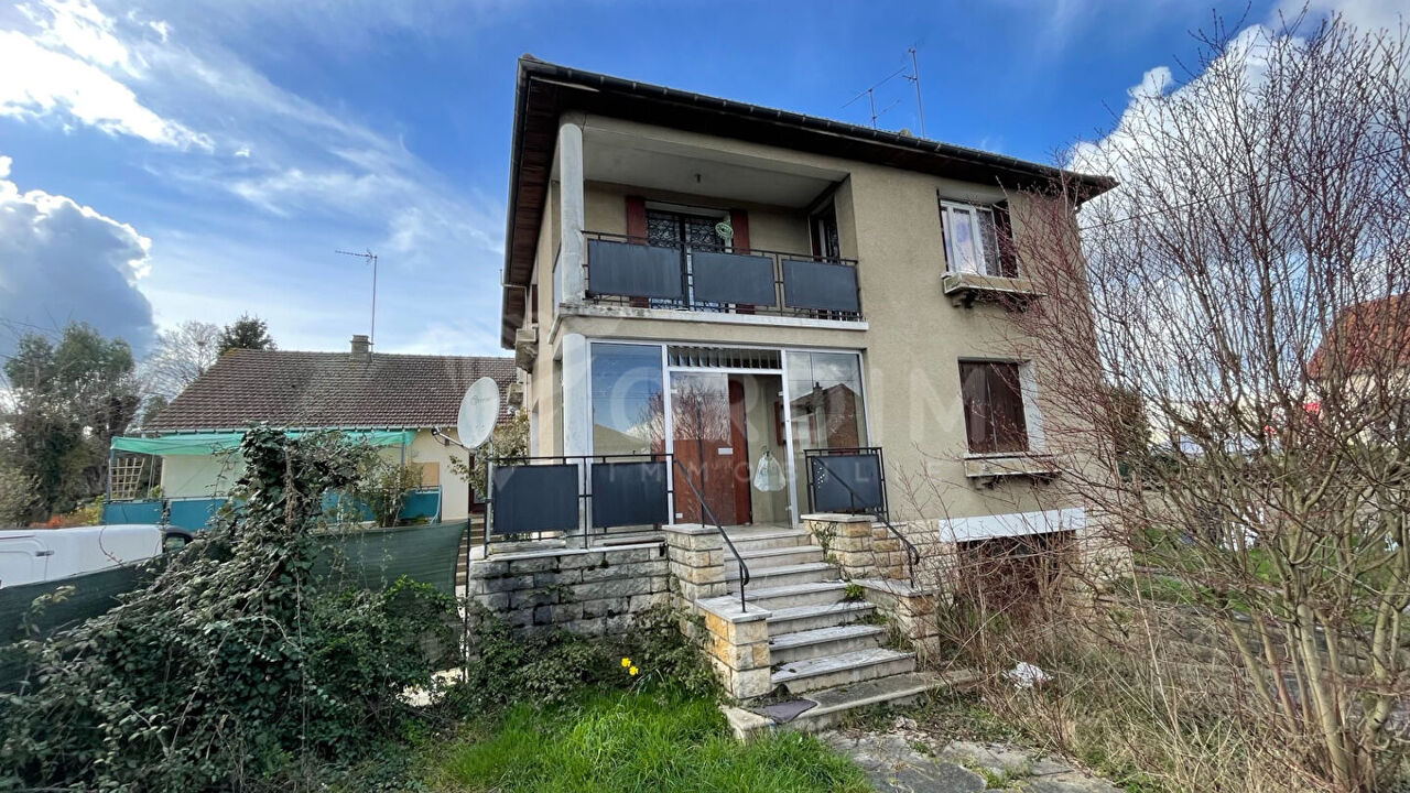 immeuble  pièces 210 m2 à vendre à Auxerre (89000)