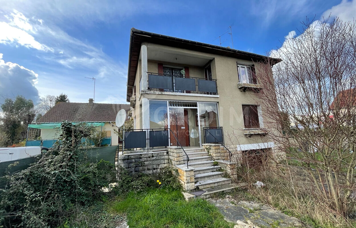 immeuble  pièces 210 m2 à vendre à Auxerre (89000)