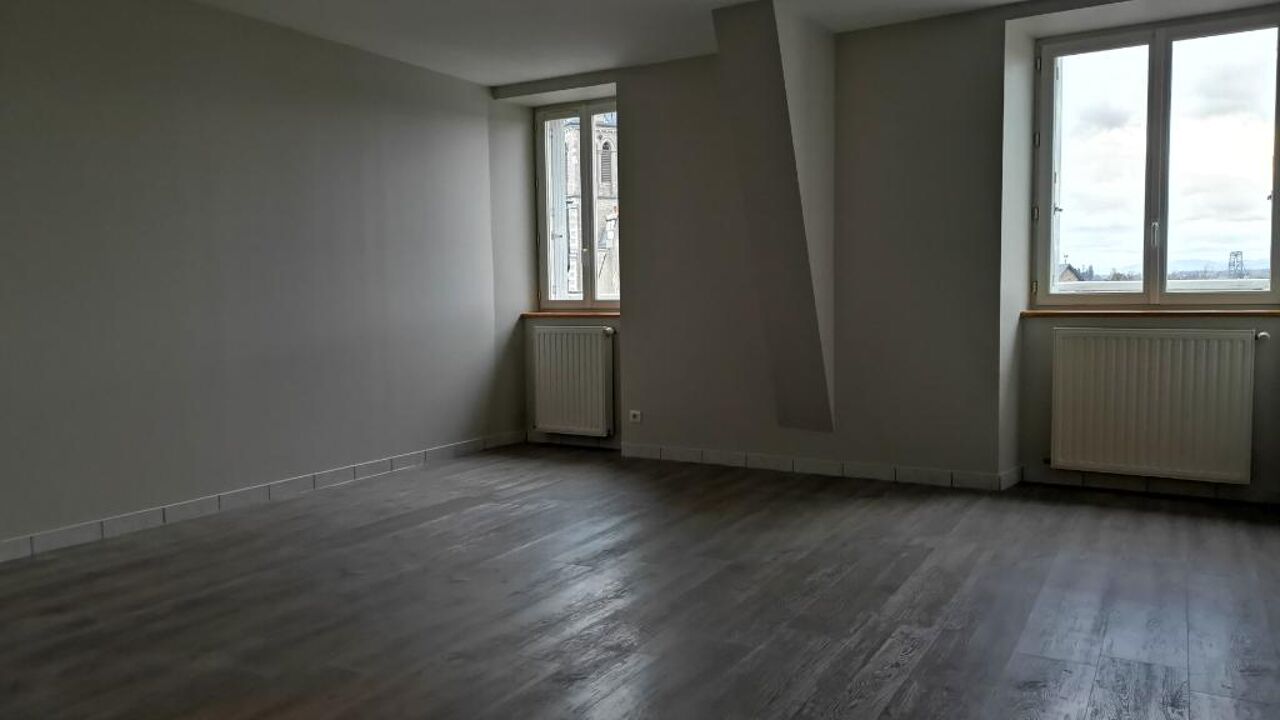 appartement 1 pièces 32 m2 à louer à Sainte-Geneviève-sur-Argence (12420)