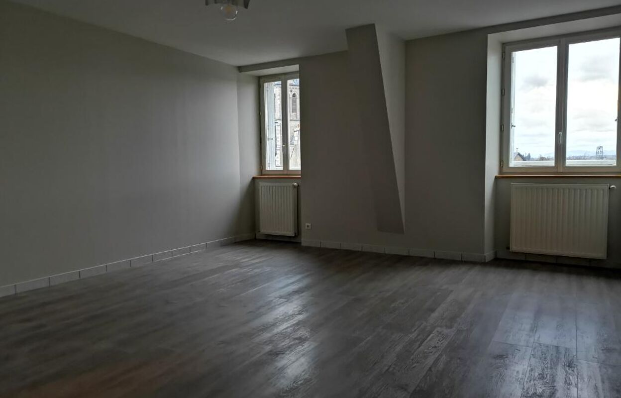 appartement 1 pièces 32 m2 à louer à Sainte-Geneviève-sur-Argence (12420)