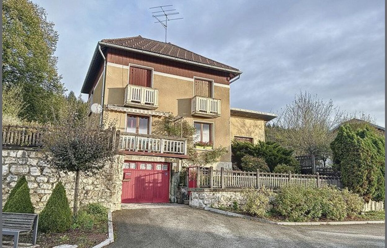 maison 5 pièces 114 m2 à vendre à Oye-Et-Pallet (25160)