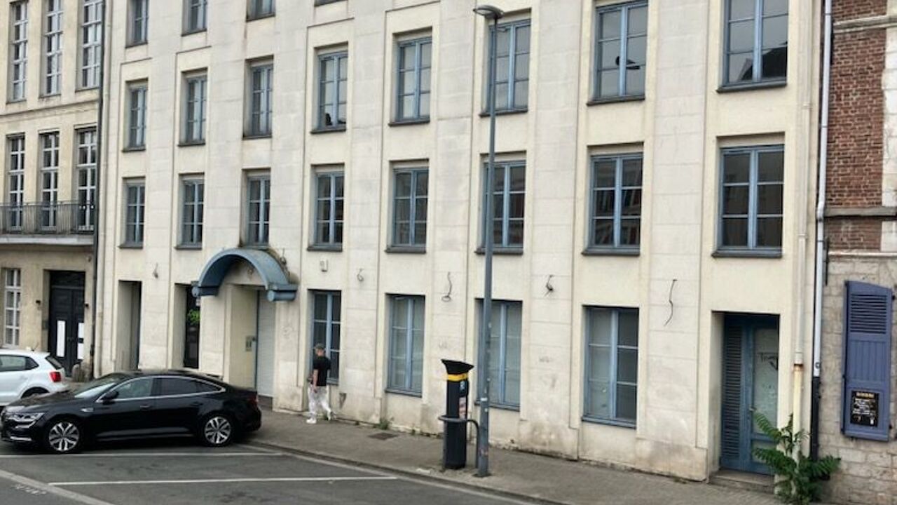 bureau  pièces 902 m2 à vendre à Lille (59000)