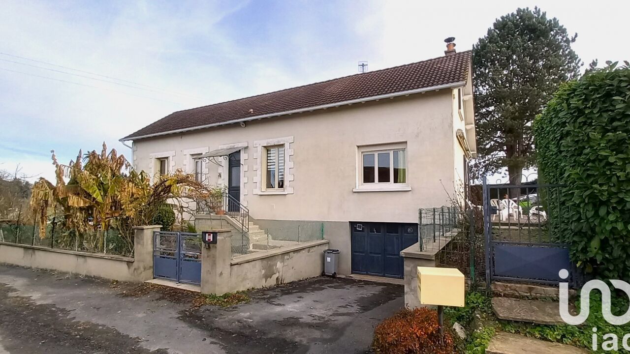 maison 5 pièces 134 m2 à vendre à Saint-Yrieix-la-Perche (87500)