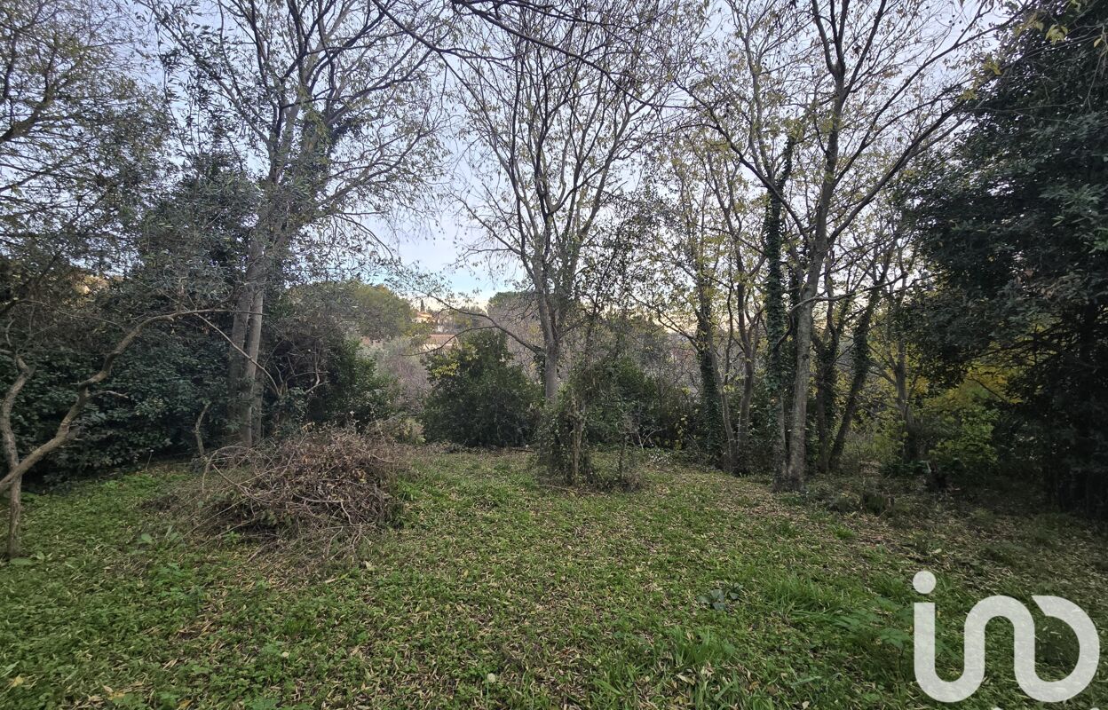 terrain  pièces 525 m2 à vendre à Nîmes (30000)