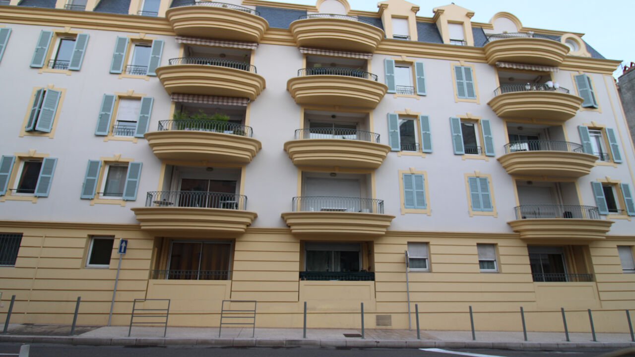 appartement 2 pièces 48 m2 à louer à Hyères (83400)