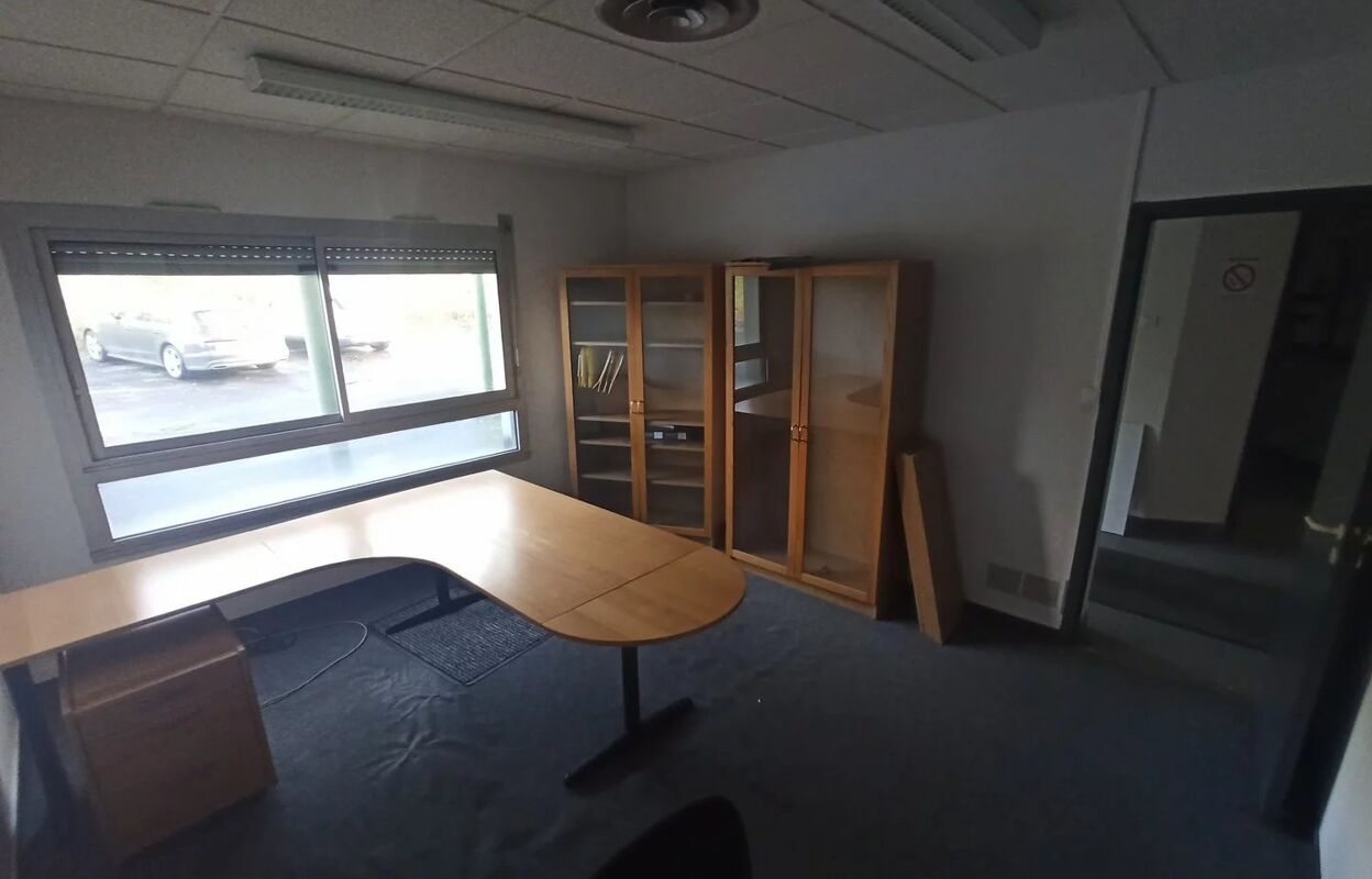 commerce  pièces 1306 m2 à vendre à Saint-Junien (87200)