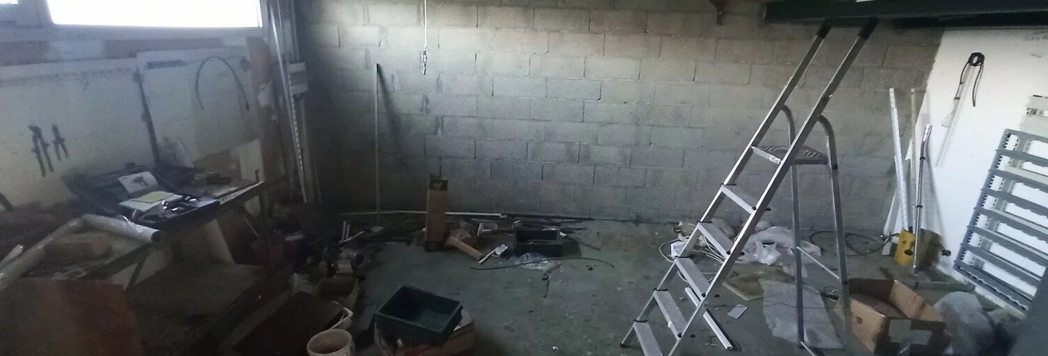 Commerce  1306 m² à vendre à Saint-Junien (87200)