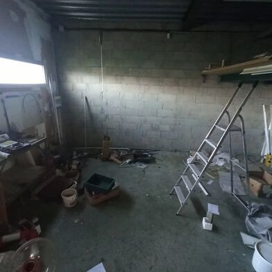 Commerce  423440 €