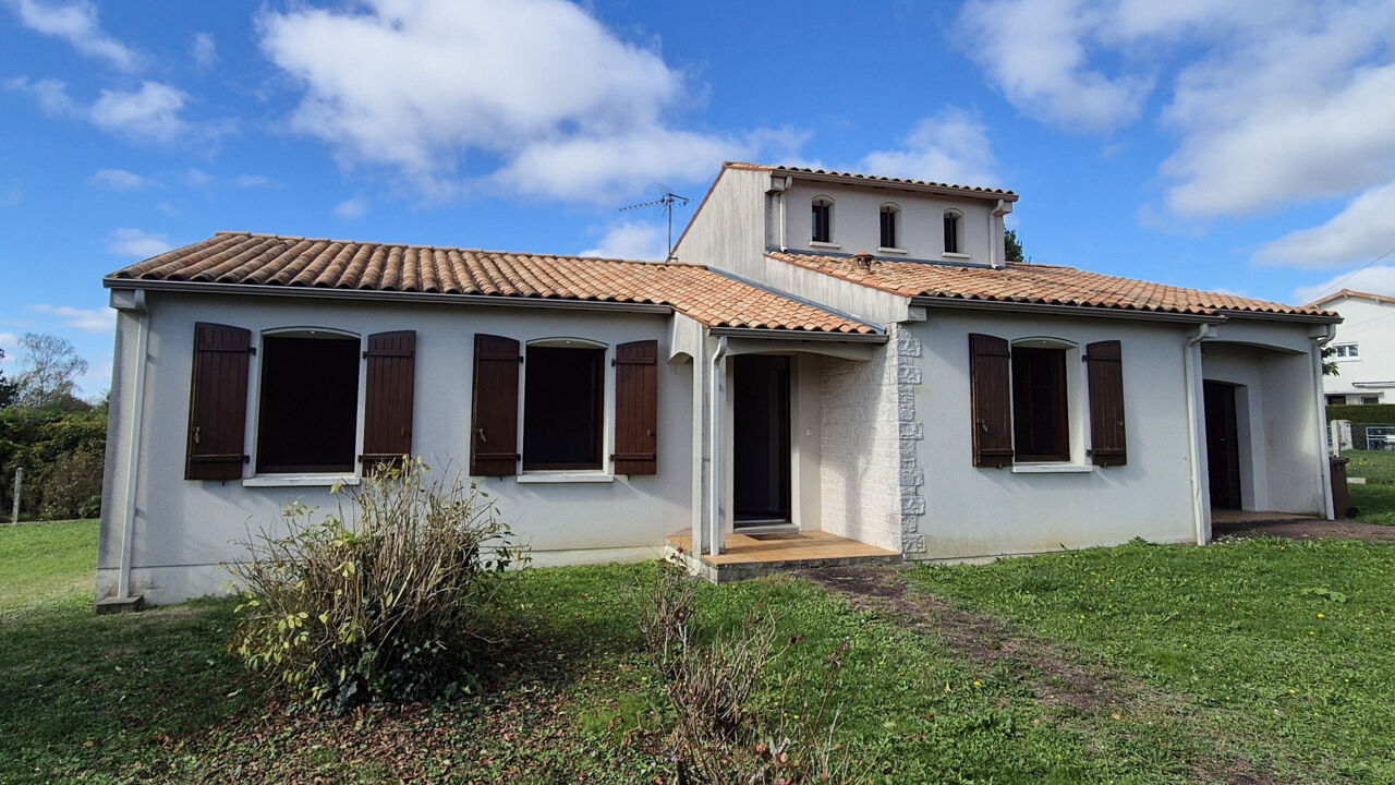 maison 4 pièces 107 m2 à vendre à Saintes (17100)