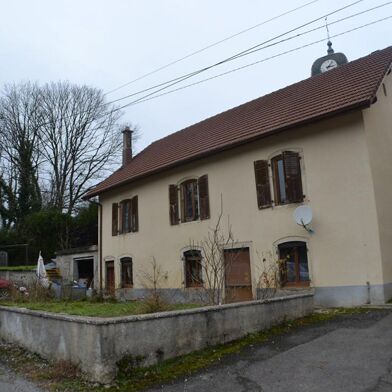 Maison 9 pièces 118000 €
