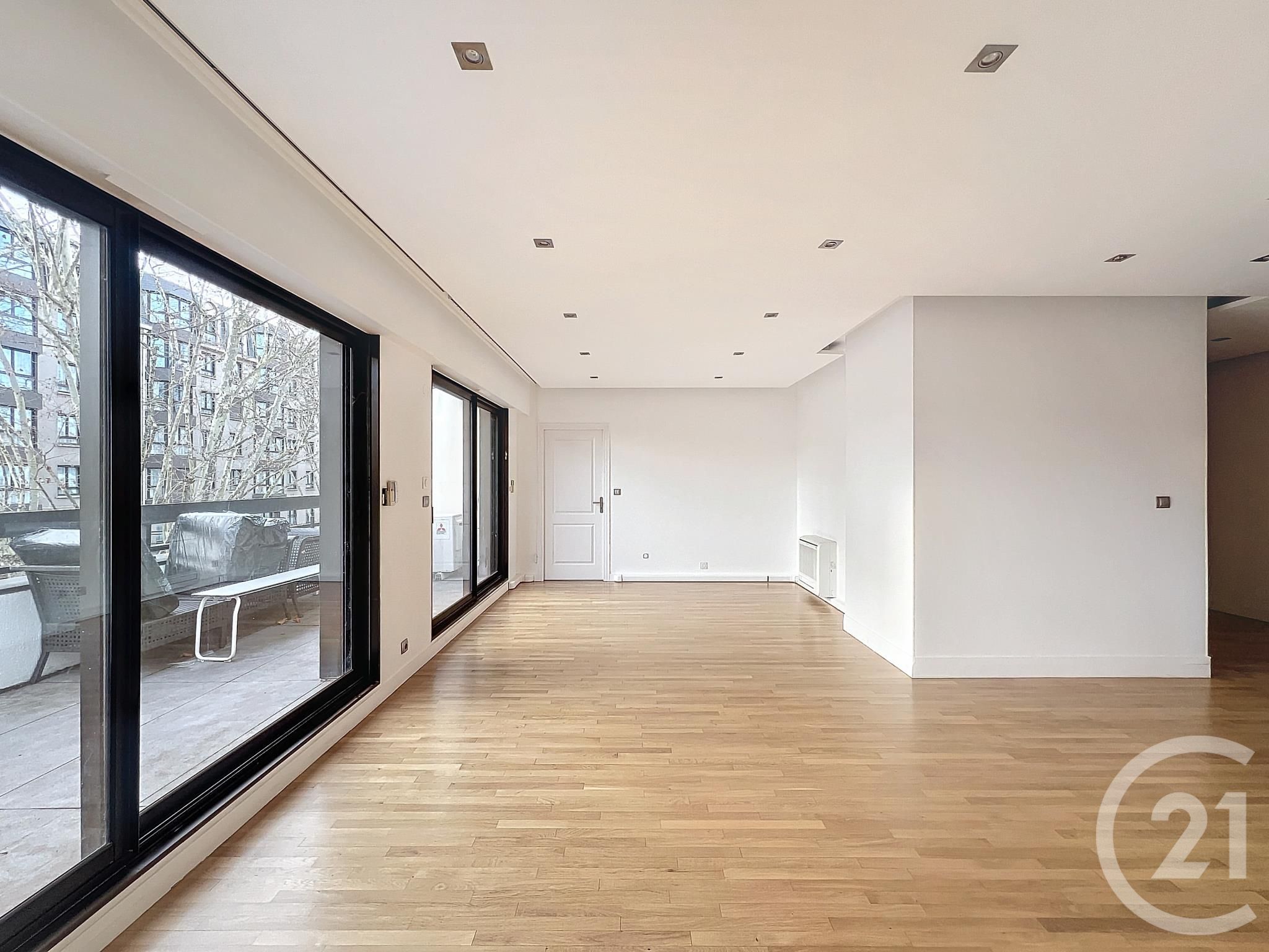 Appartement L T5