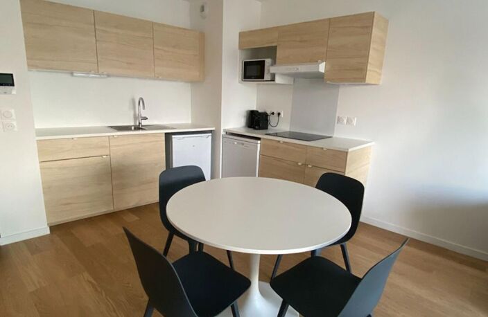 T2 de 42m² meublé au17ème et dernier étage — photo 5