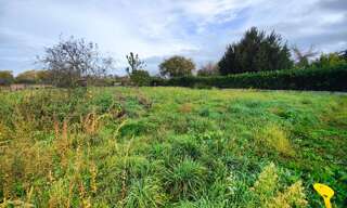 Terrain  911 m² à vendre à Peyssies (31390)