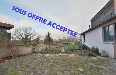 vente maison 109 000 € à proximité de Vougy (42720)