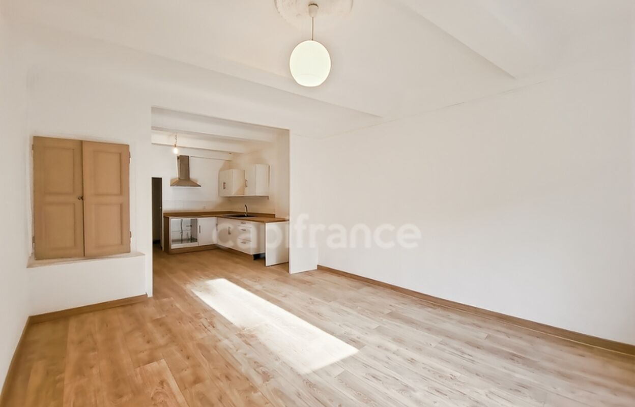 appartement 3 pièces 81 m2 à vendre à Charleval (13350)