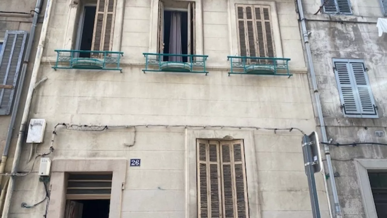 immeuble  pièces 160 m2 à vendre à Marseille 3 (13003)