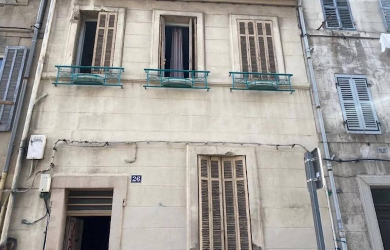 immeuble  pièces 160 m2 à vendre à Marseille 3 (13003)