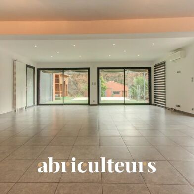 Maison 5 pièces 170 m²