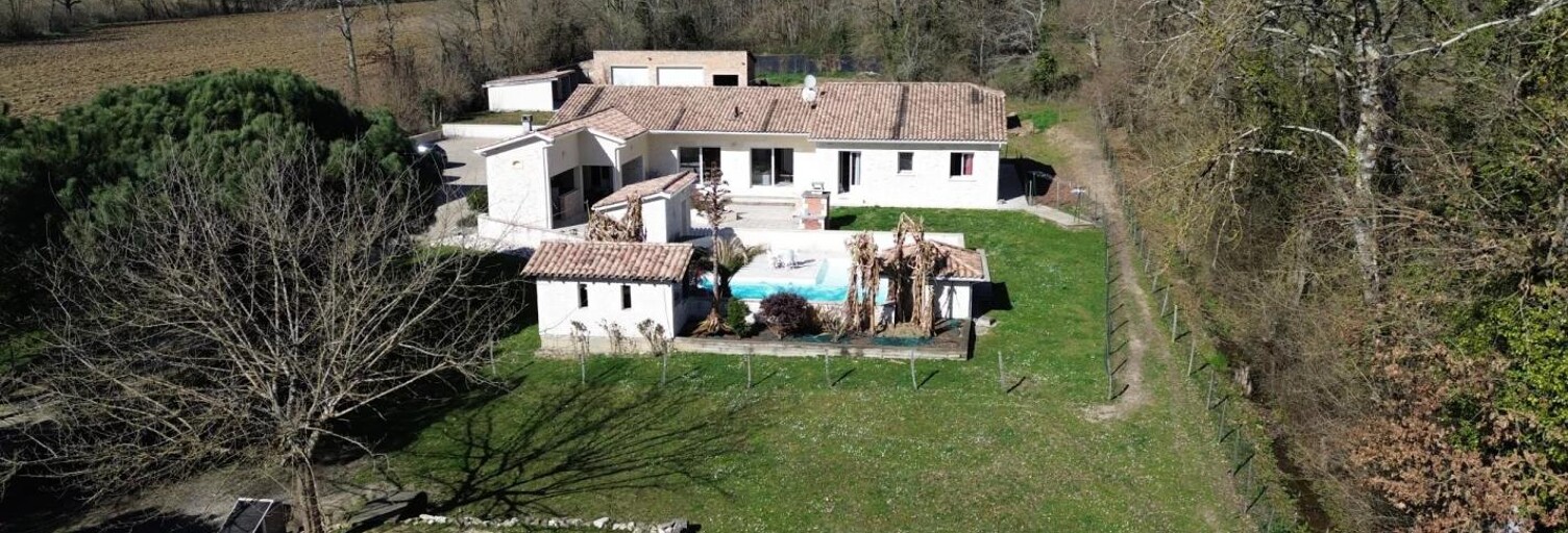 Maison 8 Pièces 240 m² à vendre à Plaisance (24560)