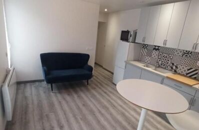 location appartement 835 € CC /mois à proximité de Paris 9 (75009)