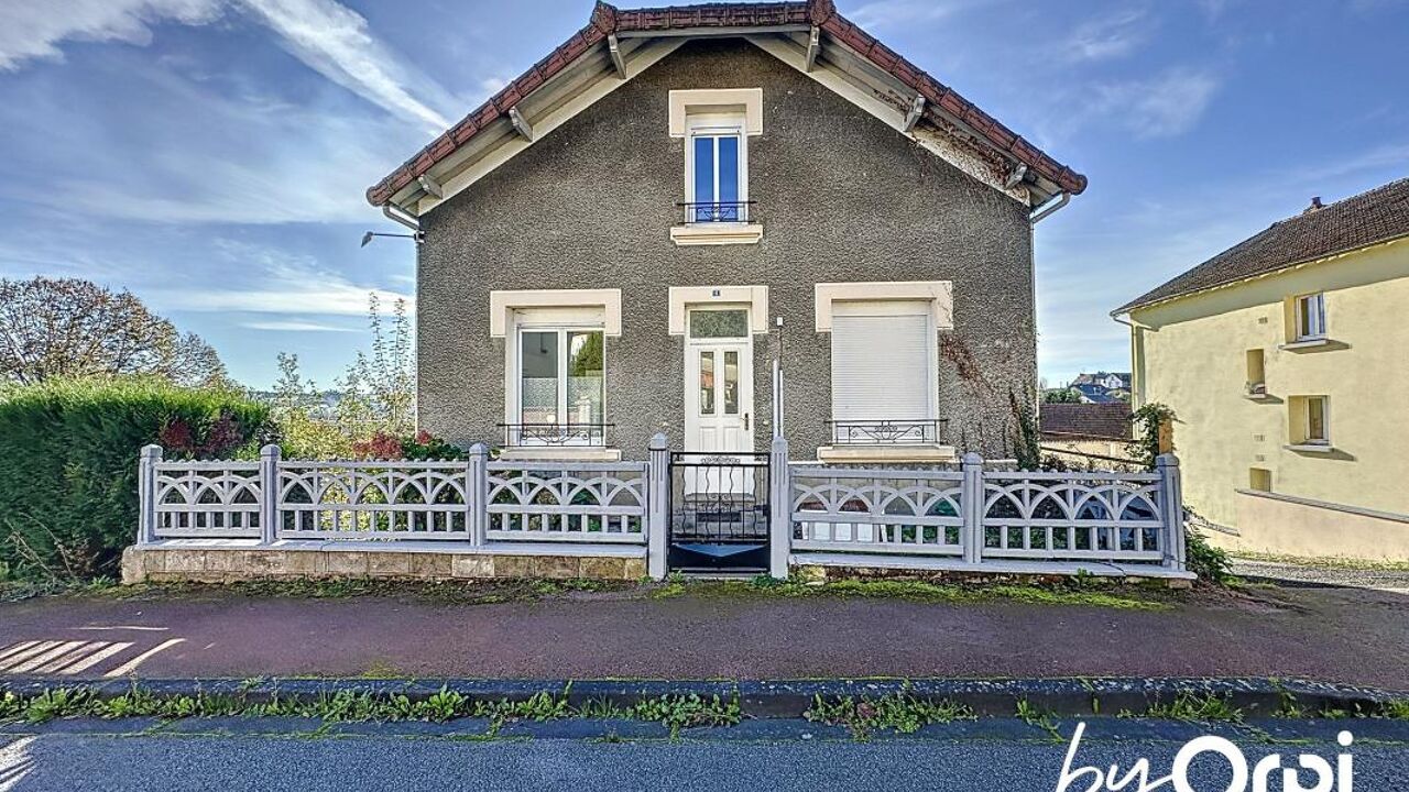 maison 4 pièces 90 m2 à vendre à Saint-Éloy-les-Mines (63700)