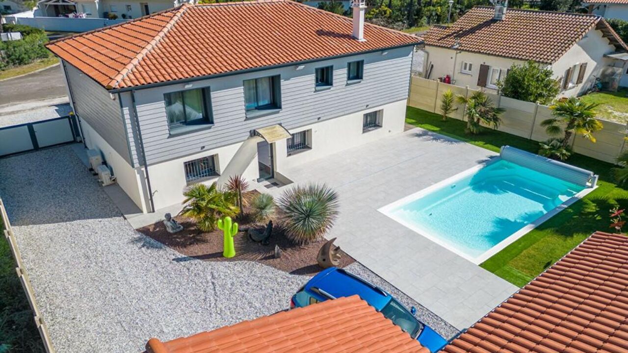 maison 8 pièces 202 m2 à vendre à Biscarrosse (40600)