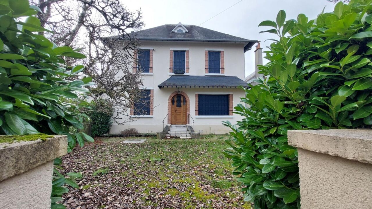 maison 6 pièces 122 m2 à vendre à La Ferté-Saint-Cyr (41220)