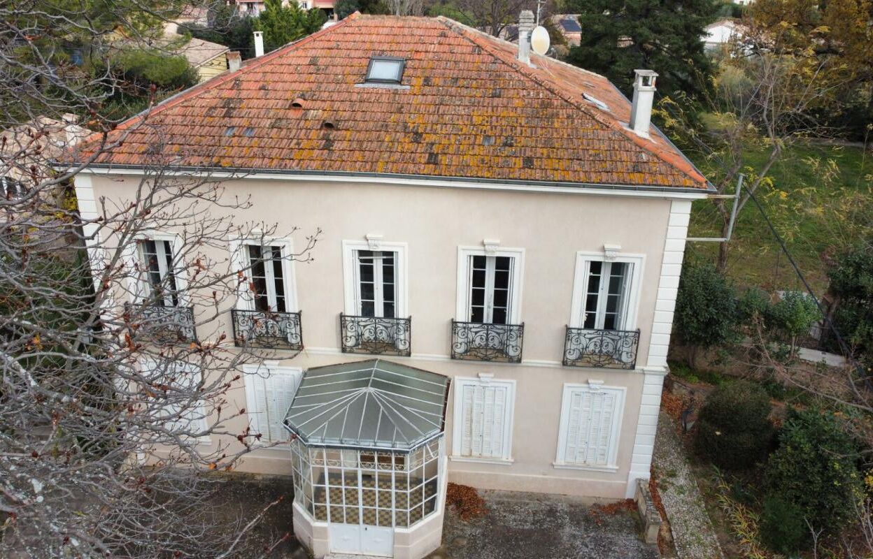 maison 12 pièces 320 m2 à vendre à Flayosc (83780)