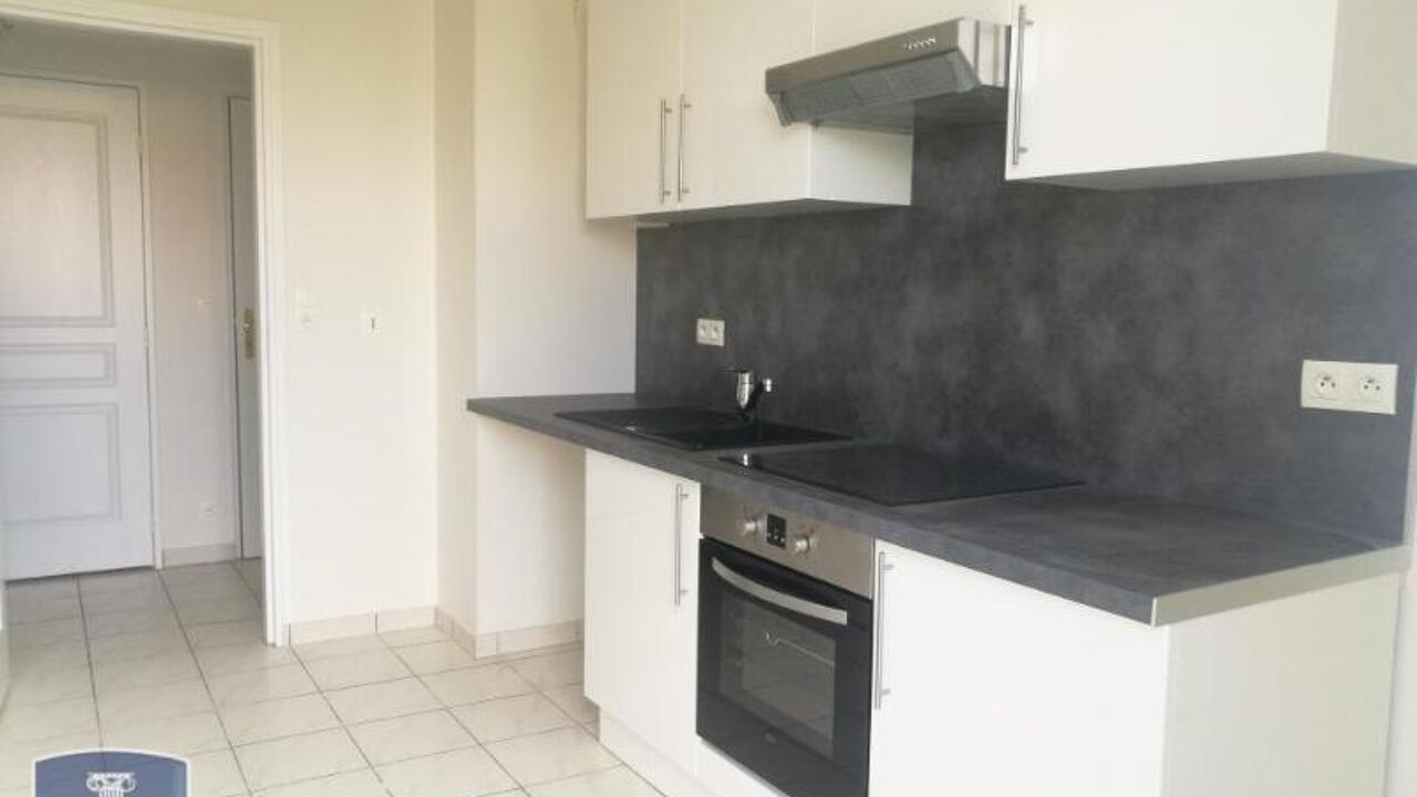 appartement 3 pièces 64 m2 à louer à Tours (37200)