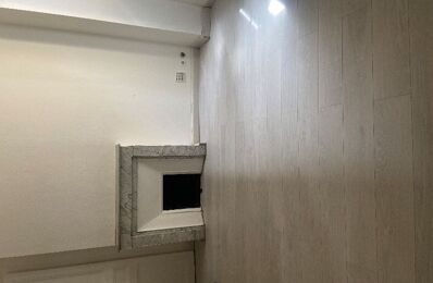 location appartement 550 € CC /mois à proximité de La Penne-sur-Huveaune (13821)