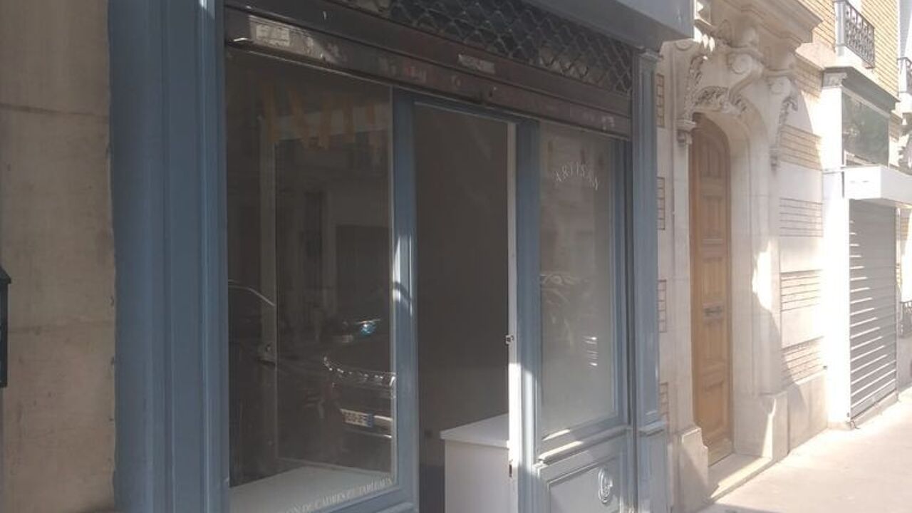 commerce 2 pièces 33 m2 à vendre à Paris 14 (75014)