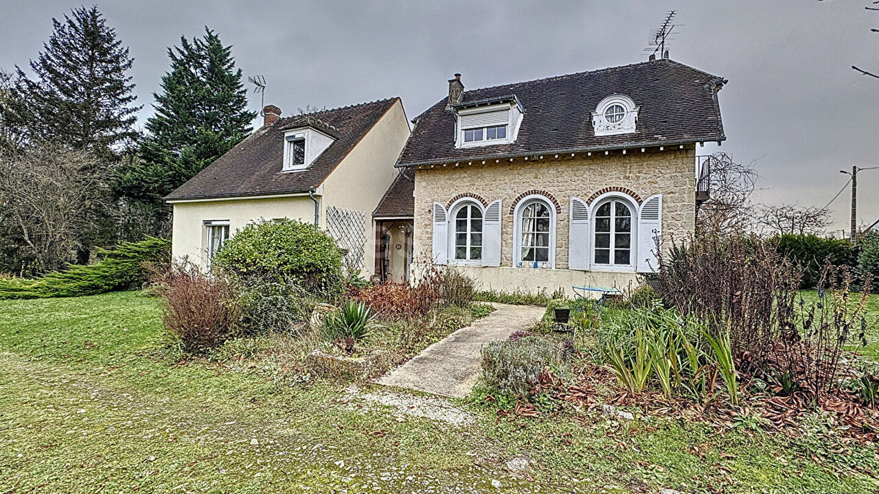 maison 6 pièces 161 m2 à vendre à Vineuil-Saint-Firmin (60500)