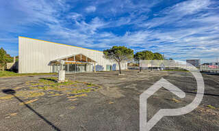 Commerce  3000 m² à vendre à Auch (32000)