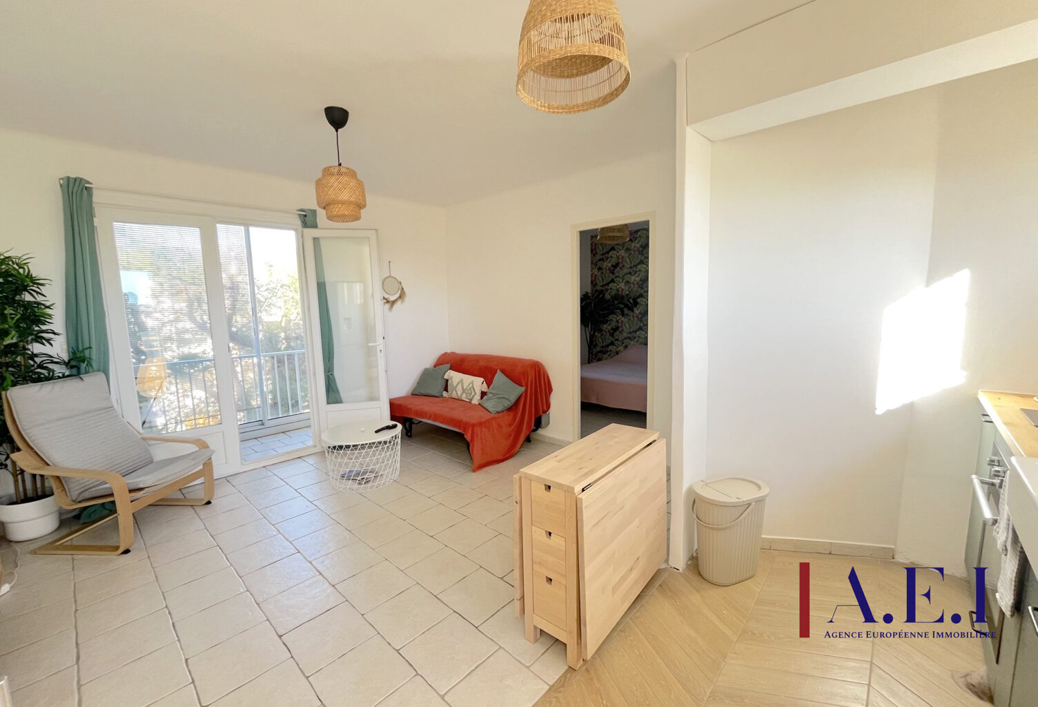 Appartement T2 rénové proche plage — photo 1