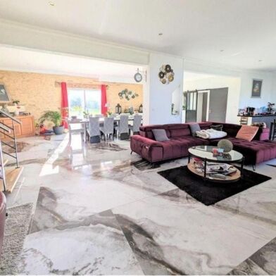 Maison 6 pièces 249000 €