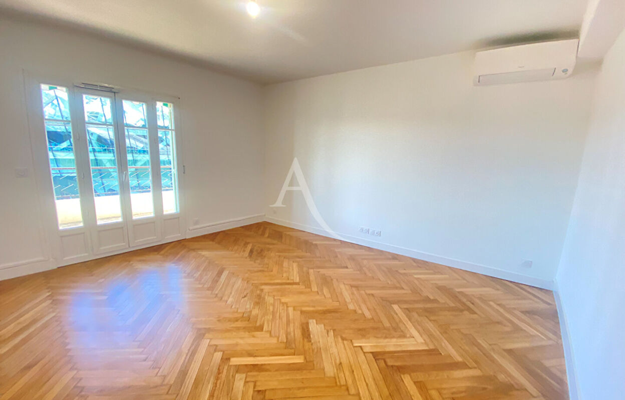 appartement 3 pièces 73 m2 à louer à Nice (06000)