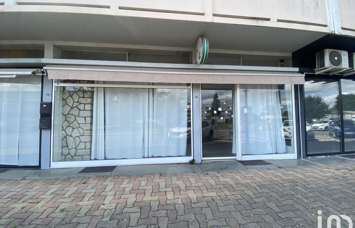 commerce  pièces 56 m2 à vendre à Le Passage (47520)