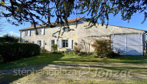 Villa / Maison 6 pièces  à vendre Jonzac 17500