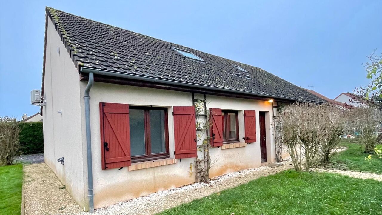 maison 6 pièces 122 m2 à vendre à Trouy (18570)