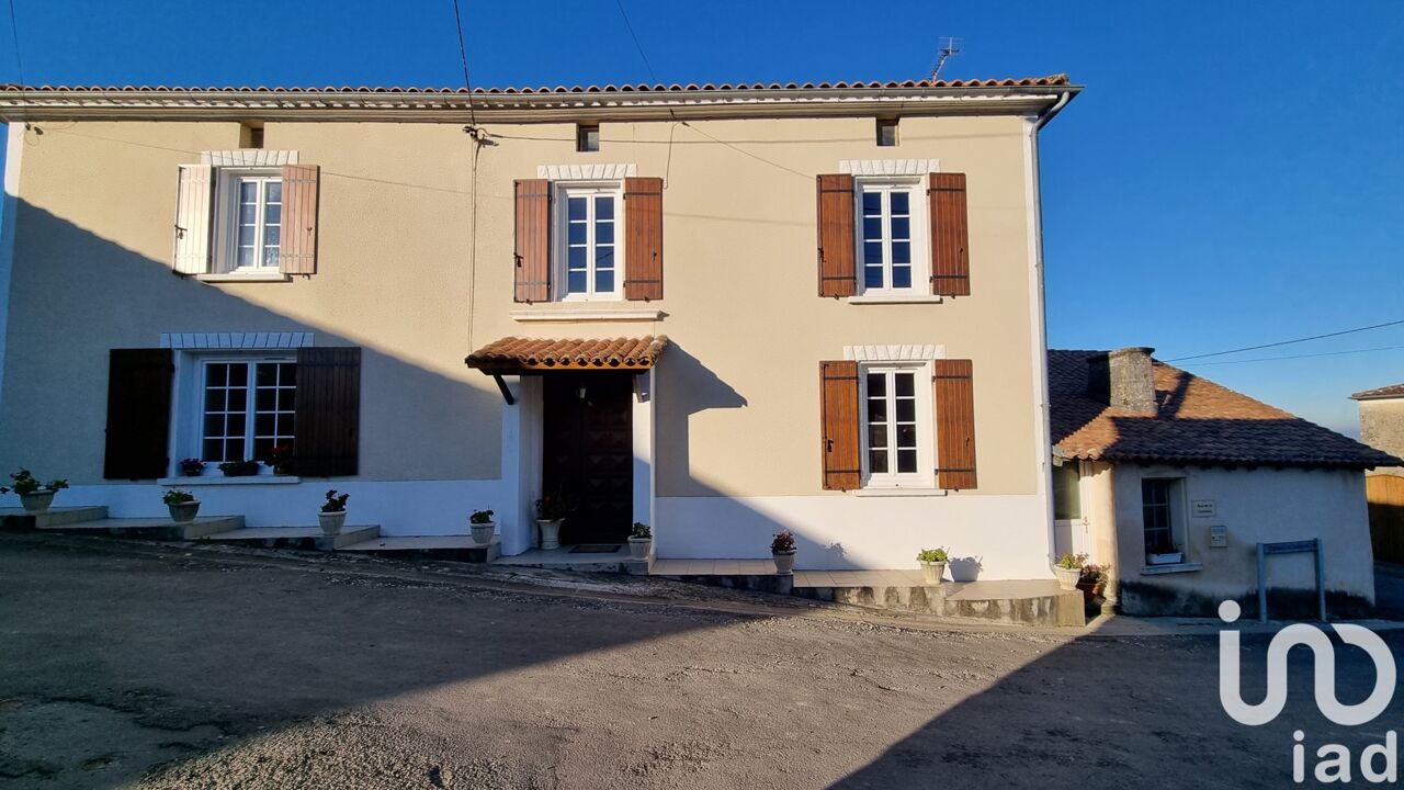 maison 8 pièces 170 m2 à vendre à Genac (16170)