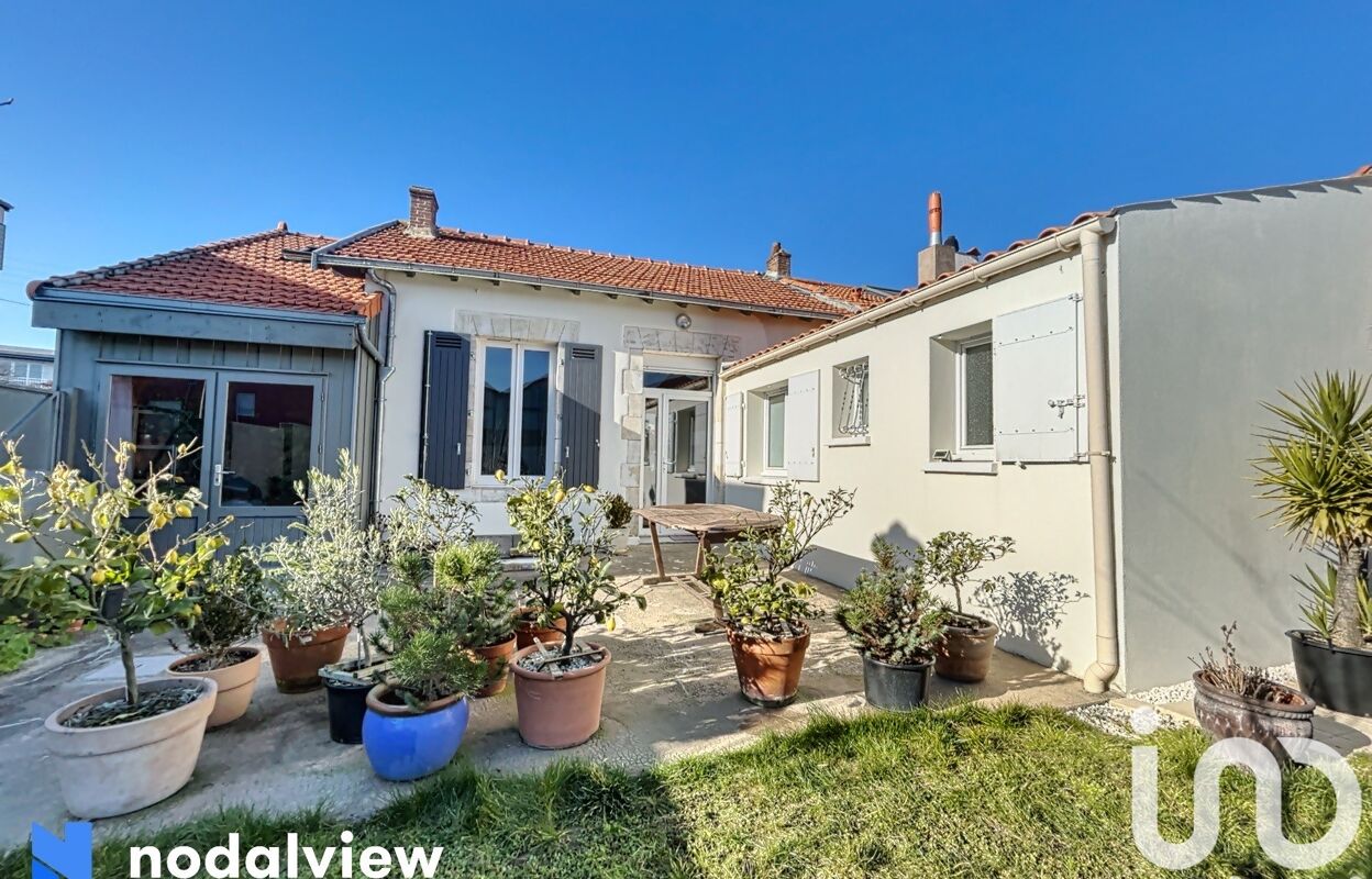 maison 3 pièces 63 m2 à vendre à La Rochelle (17000)