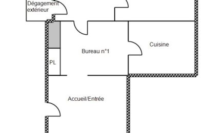 location commerce 930 € CC /mois à proximité de Signes (83870)