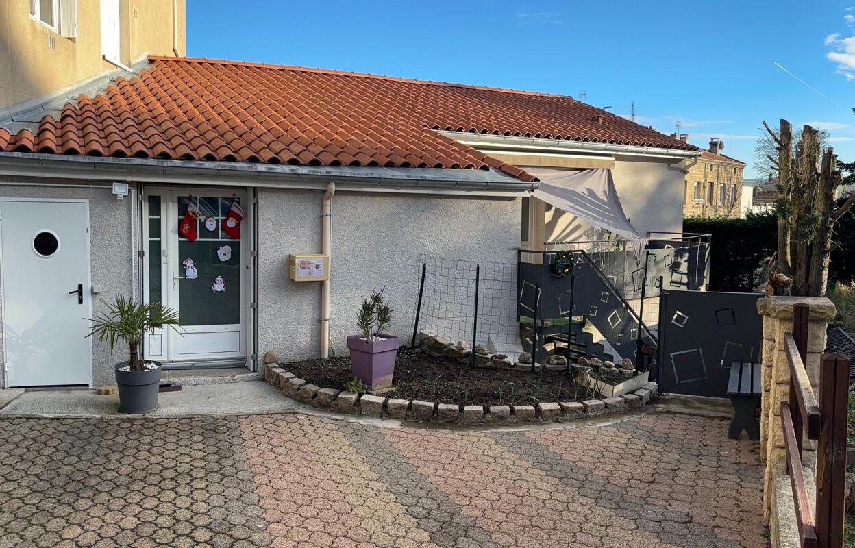 maison 4 pièces 76 m2 à vendre à Saint-Genest-Lerpt (42530)